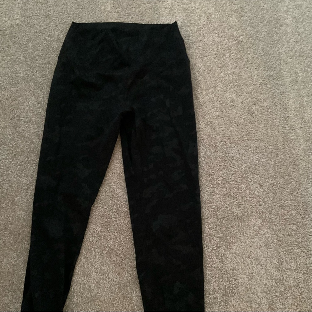ZYIA Black Camouflage Activewear